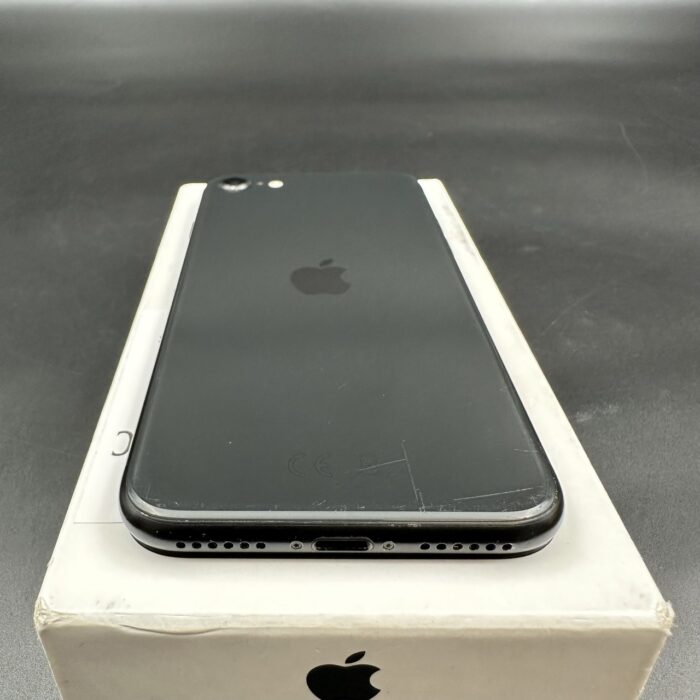 iPhone SE 2022 64GB Black - Image 4