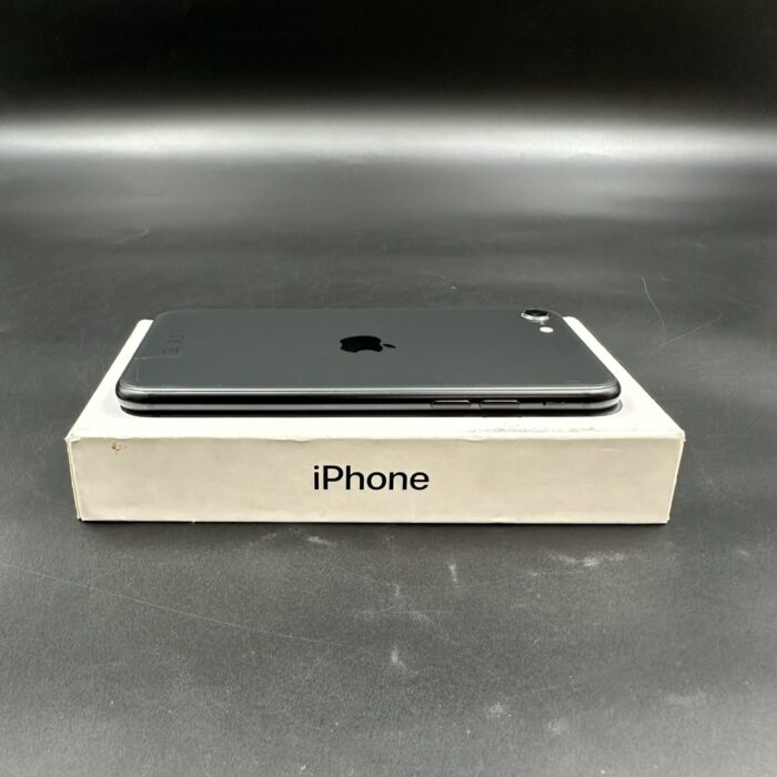 iPhone SE 2022 64GB Black - Image 5
