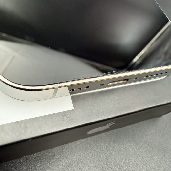 iPhone 13 Pro 128GB Silver - Image 8