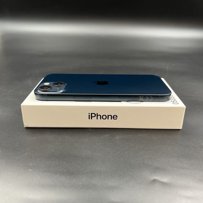 iPhone 13 128GB Midnight - Image 3
