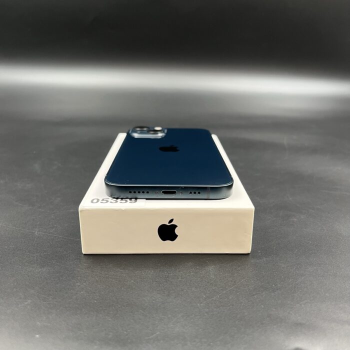 iPhone 13 128GB Midnight - Image 4