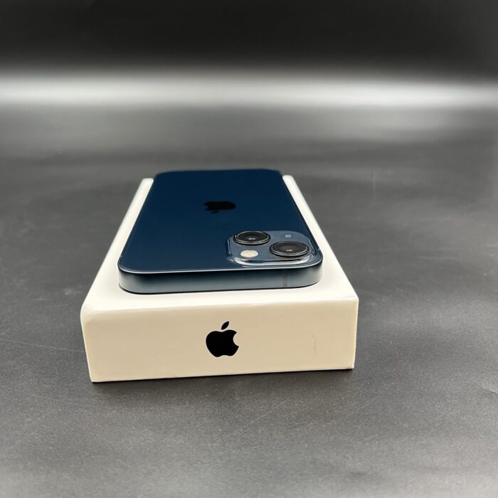 iPhone 13 128GB Midnight - Image 6