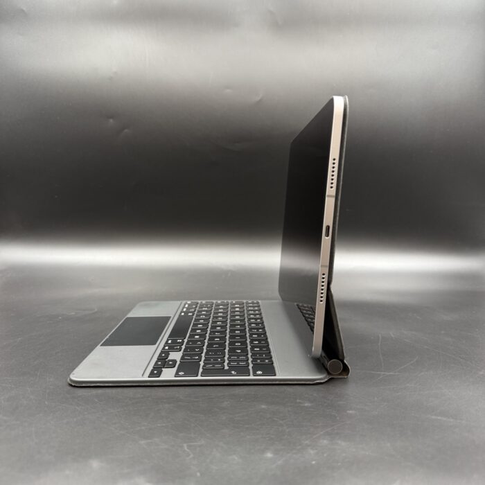 iPad Pro M2 11" 128GB Wfi + Cellular Space Gray (Combo Deal) - Image 4