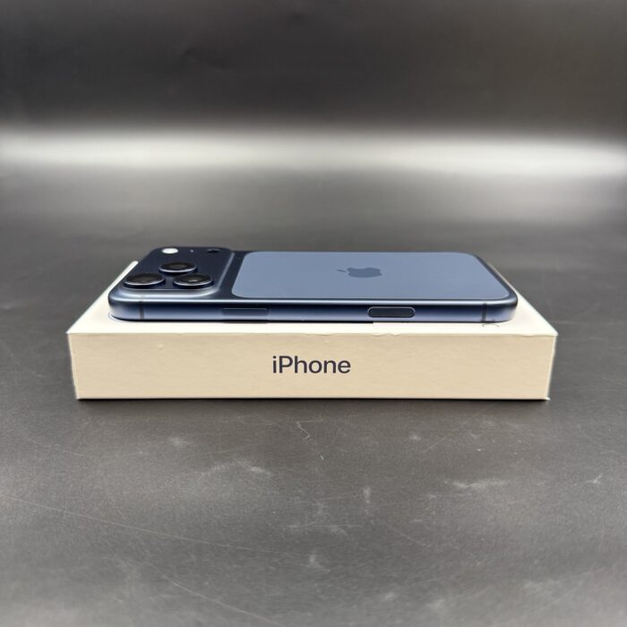 iPhone 17 Pro Max 256GB Deep Blue - Image 3