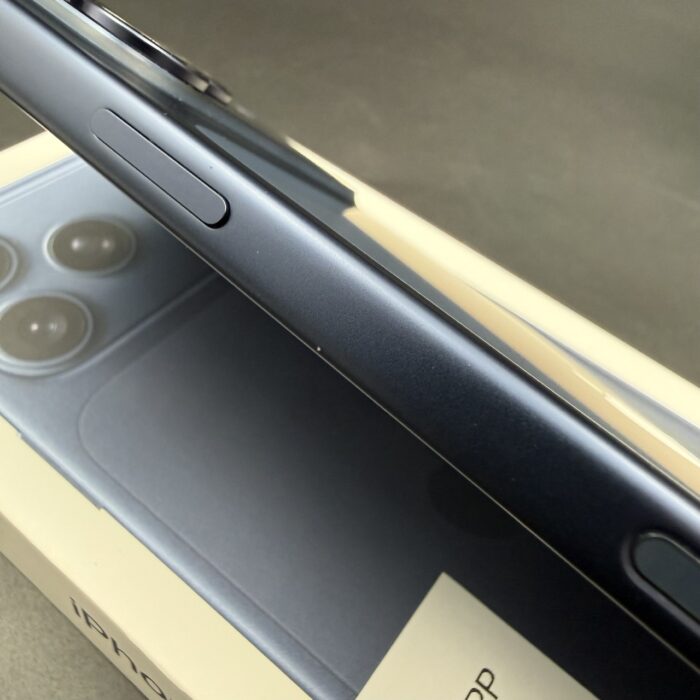 iPhone 17 Pro Max 256GB Deep Blue - Image 4