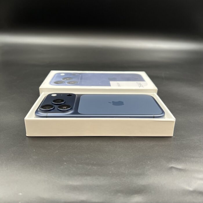 iPhone 17 Pro 256GB Deep Blue - Image 2