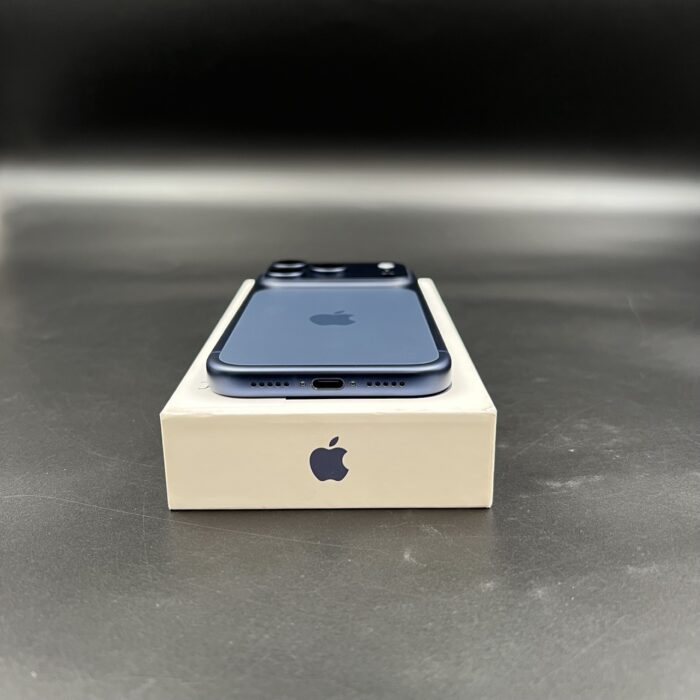 iPhone 17 Pro 256GB Deep Blue - Image 4