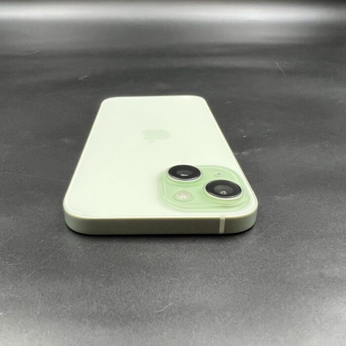iPhone 15 128GB Green - Image 5