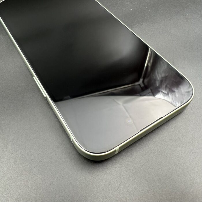 iPhone 15 128GB Green - Image 6