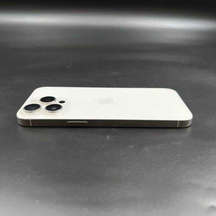 iPhone 15 Pro Max 256GB White Titanium - Image 2