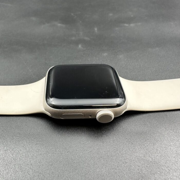 Apple Watch SE (2nd generation) 40MM Starlight - Image 5