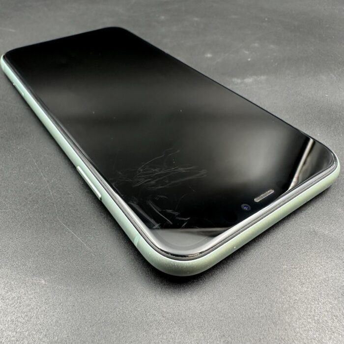 iPhone 11 64GB Green - Image 6