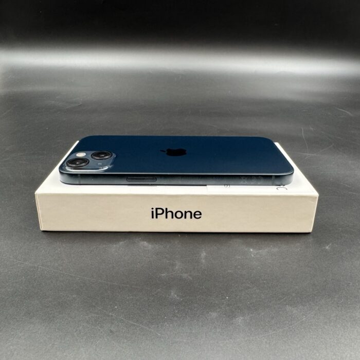 iPhone 13 256GB Midnight - Image 3