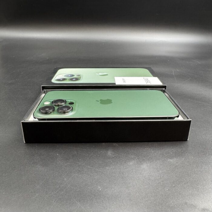 iPhone 13 Pro 512GB Alpine Green - Image 2