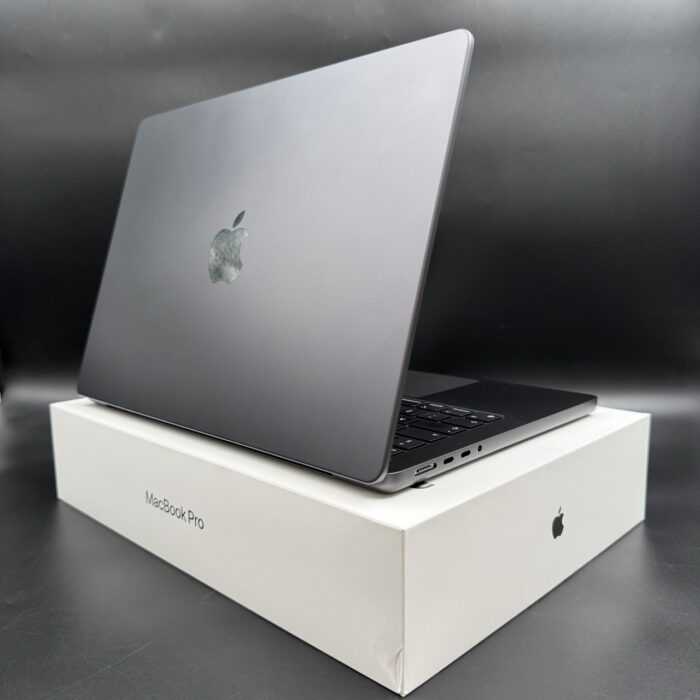 Macbook Pro 14" M3 Max | 36GB | 1TB SSD | Space Black - Image 3