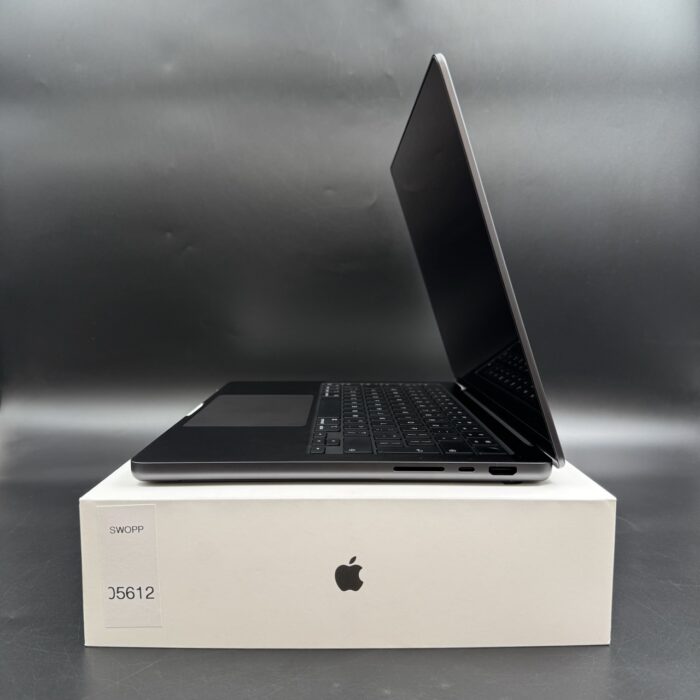 Macbook Pro 14" M3 Max | 36GB | 1TB SSD | Space Black - Image 5