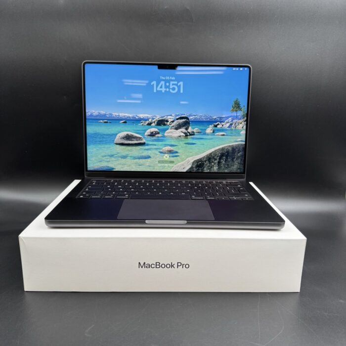 Macbook Pro 14" M3 Max | 36GB | 1TB SSD | Space Black - Image 7
