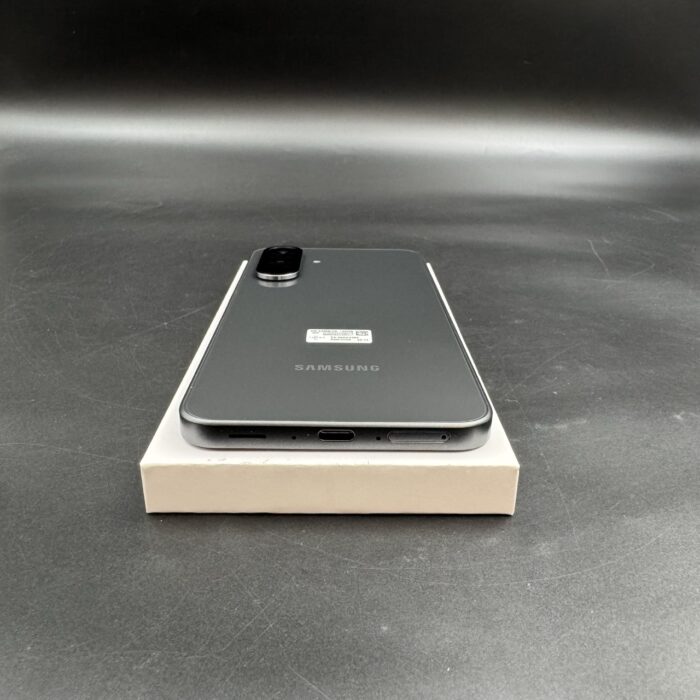 Samsung Galaxy A36 128GB Awesome Black - Image 4