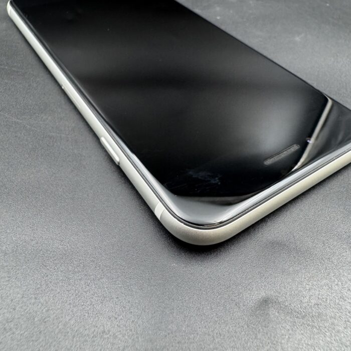 iPhone SE 2020 64GB White - Image 6