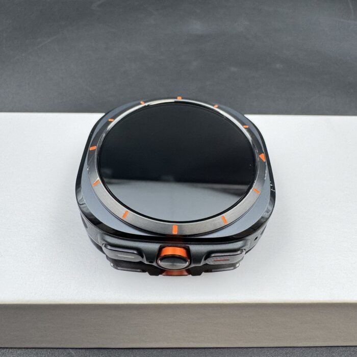 Samsung Galaxy Watch Ultra 49MM LTE Titanium Gray - Image 4