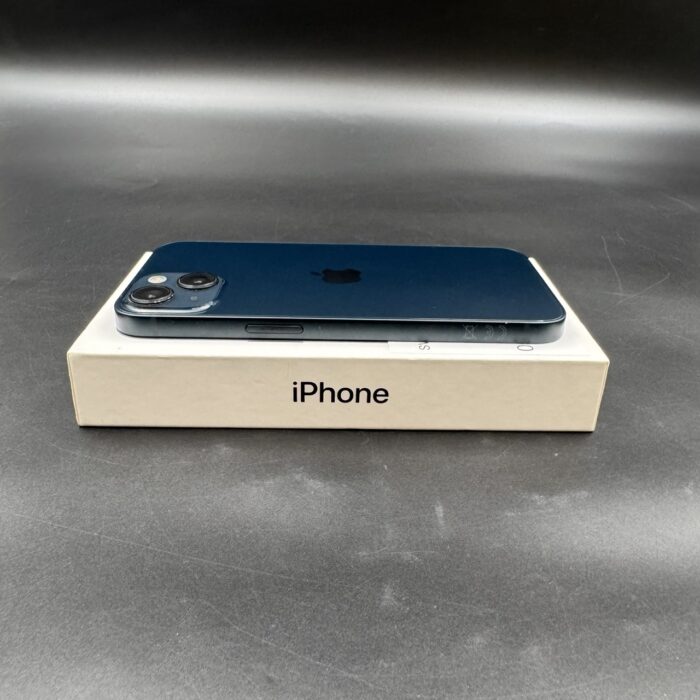 iPhone 13 128GB Midnight - Image 3