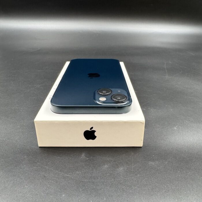 iPhone 13 128GB Midnight - Image 6