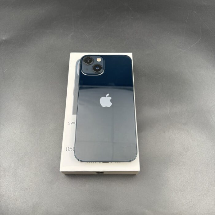 iPhone 13 128GB Midnight - Image 9