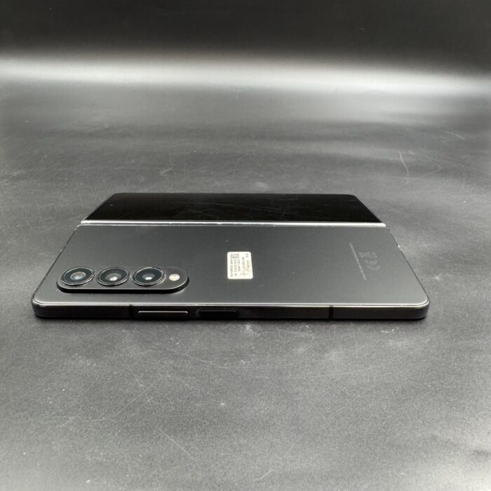 Samsung Galaxy Fold 4 256GB Phantom Black - Image 2