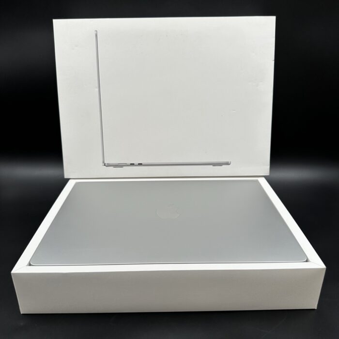 Macbook Air M3 15" | 24GB | 512GB | Silver - Image 2