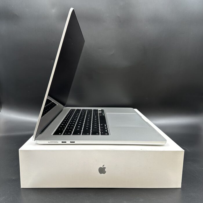 Macbook Air M3 15" | 24GB | 512GB | Silver - Image 4